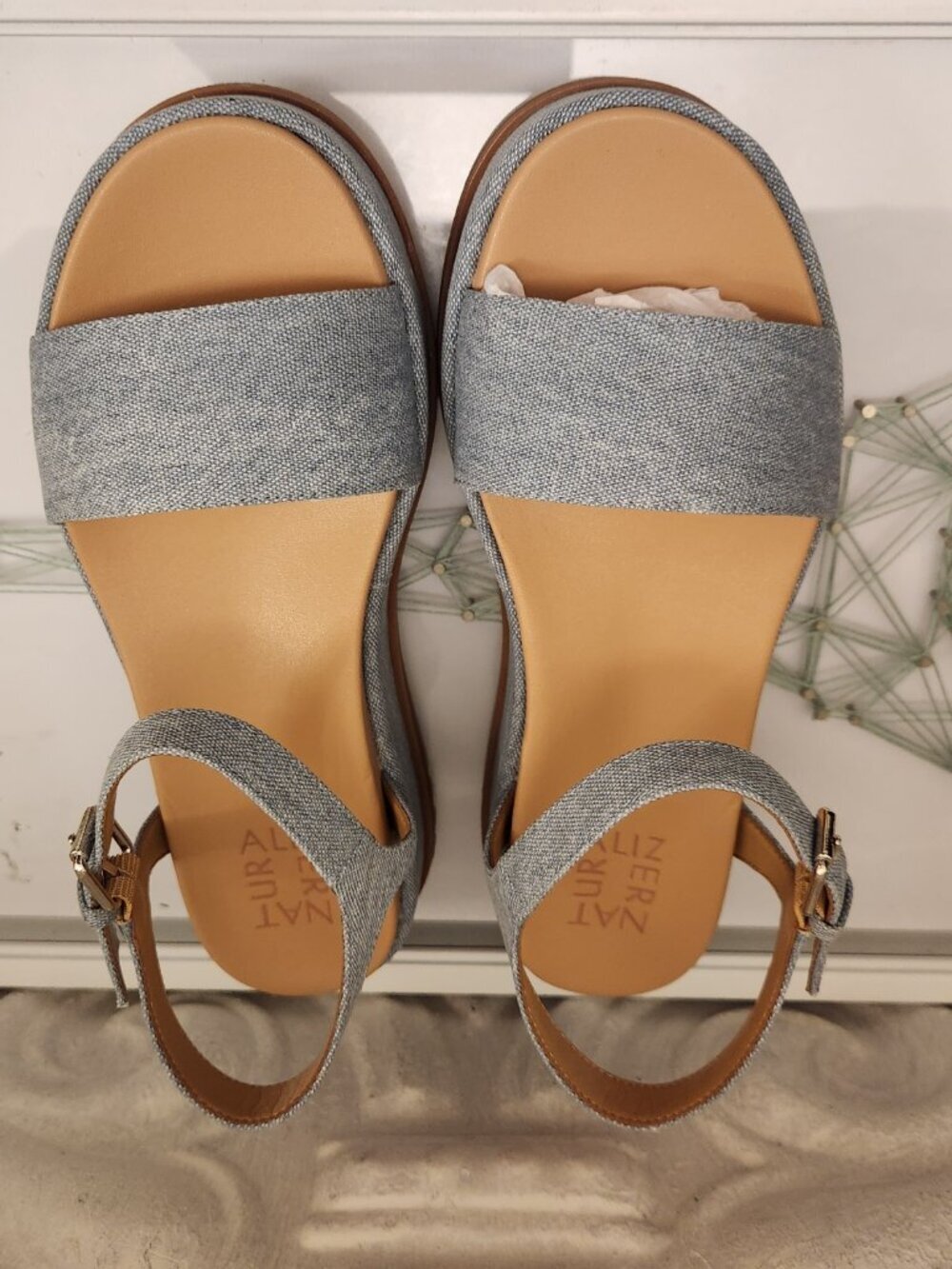 Naturalizer "Zane" Light Blue Denim Sandals. NIB. Size Various - Picture 4 of 10